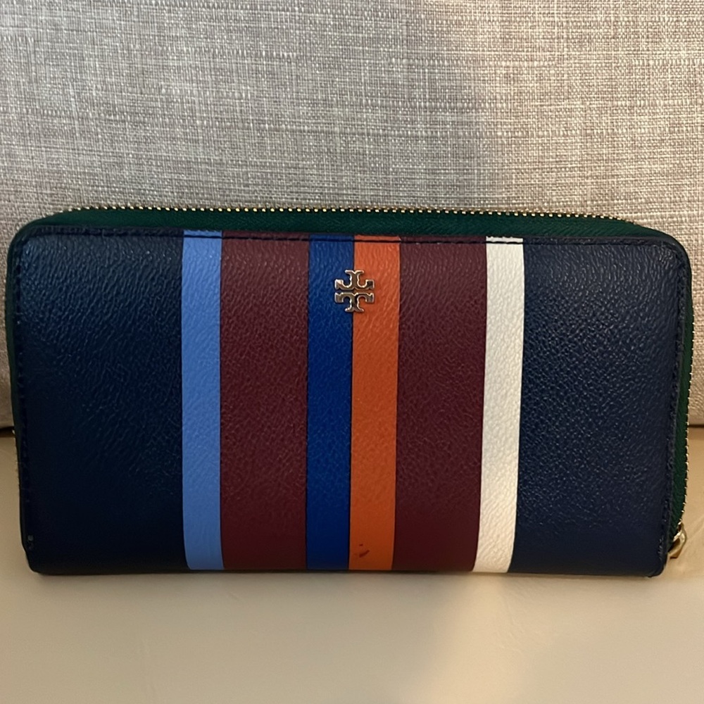 Tory Burch Kerrington Striped Trio - Picture 11 of 14